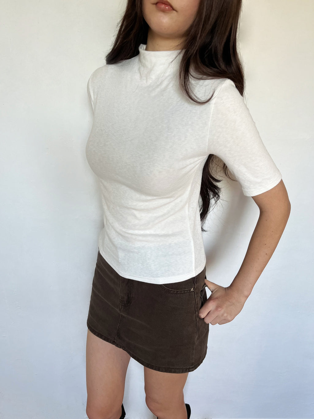 Fitted high neck t-shirt in 3 colours