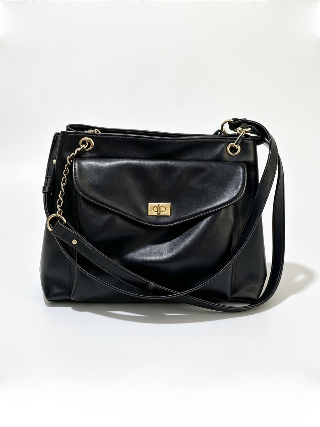 Shoulder bag with pocket in black