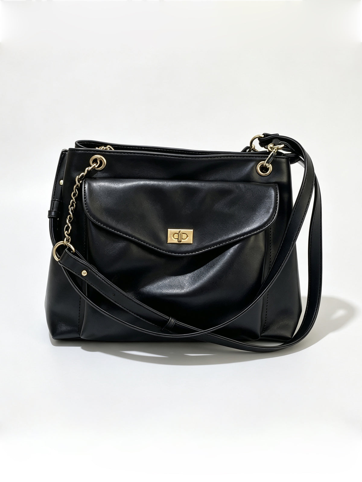 Shoulder bag with pocket in black