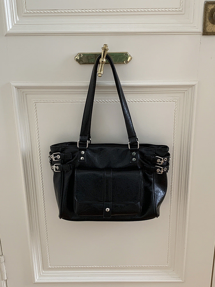 Shoulder bag in 2 colours